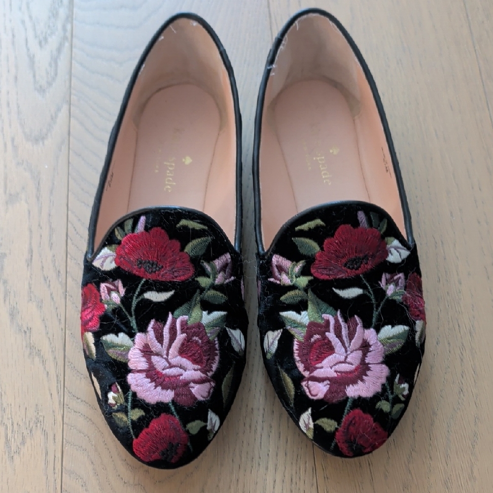 Kate Spade Black Floral Embroidered Loafers
